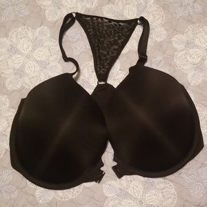Victoria's Secret Bra 34DDD New with Tags!